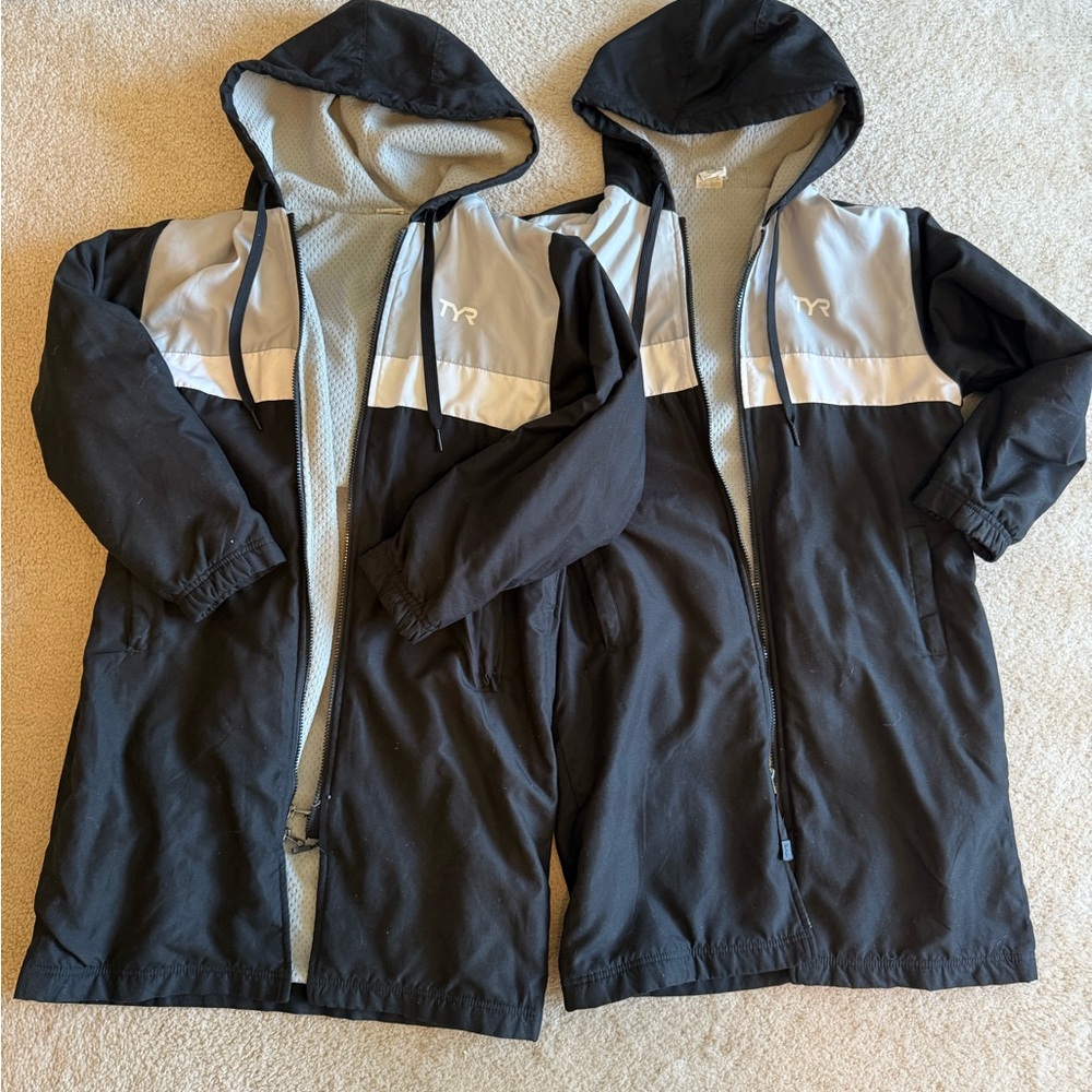 TYR Kids Black and Gray swim parkas- 2
Identical